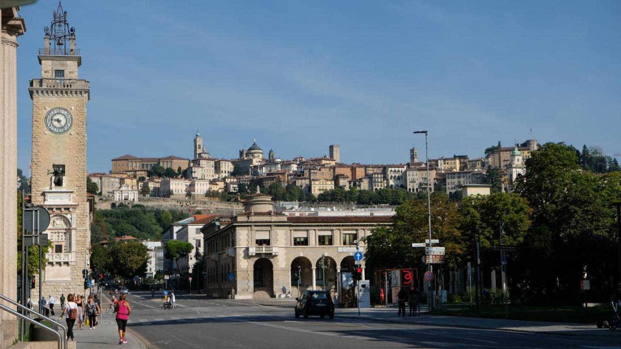 Nxt Station Deluxe Apartment Bergamo Exterior photo
